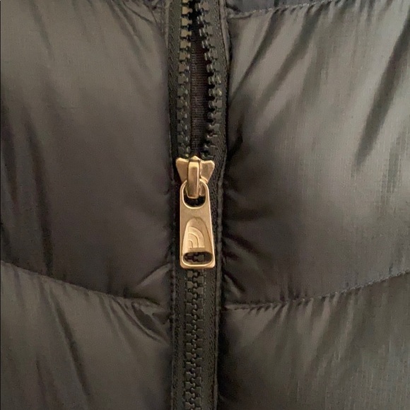 The North Face Upper West Side Quilted Parka - Picture 8 of 10